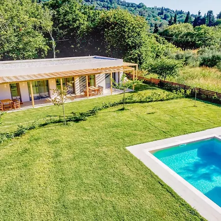 Tatil Evi Kumquart Guesthouse, 20 People, Private Pool