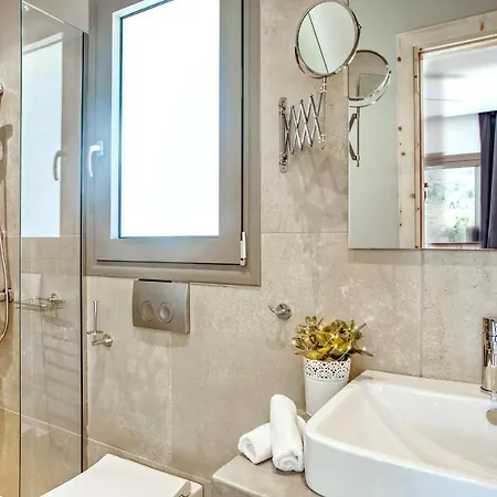 Kumquart Guesthouse, 20 People, Private Pool Dáfni