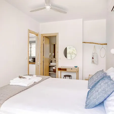 Kumquart Guesthouse, 20 People, Private Pool Hébergement de vacances