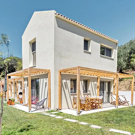 Semesterbostad Kumquart Guesthouse, 20 People, Private Pool *