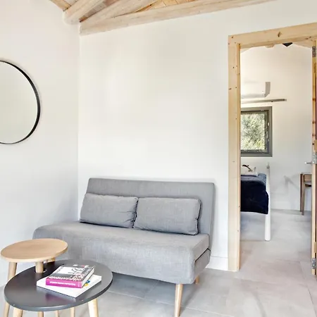 Holiday home Kumquart Guesthouse, 20 People, Private Pool
