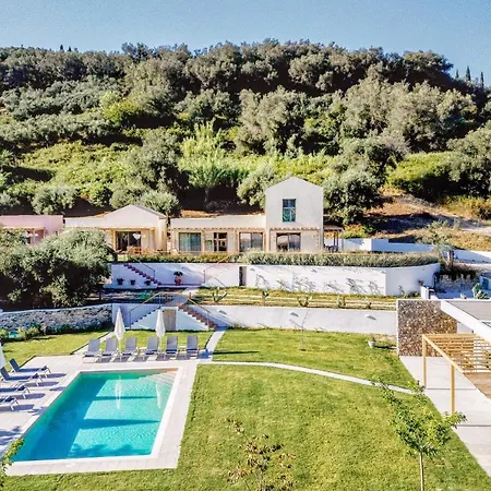 Holiday home Kumquart Guesthouse, 20 People, Private Pool *