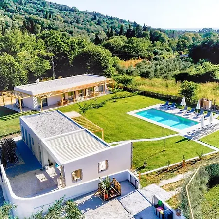 Holiday home Kumquart Guesthouse, 20 People, Private Pool