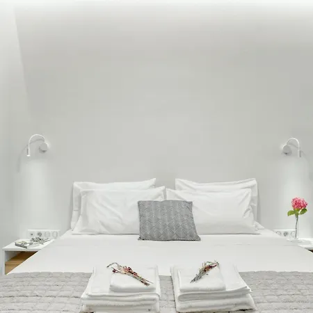 Kumquart Guesthouse, 20 People, Private Pool Semesterbostad *