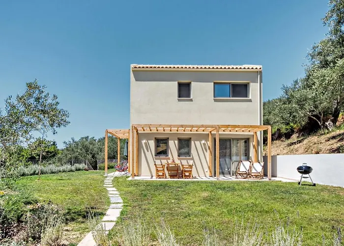 Kumquart Guesthouse, 20 People, Private Pool 펜션 Dáfni