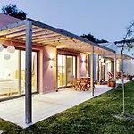 Kumquart Guesthouse, 20 People, Private Pool Semesterbostad *