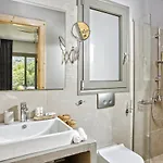 Kumquart Guesthouse, 20 People, Private Pool *