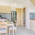 Kumquart Guesthouse, 20 People, Private Pool Hébergement de vacances