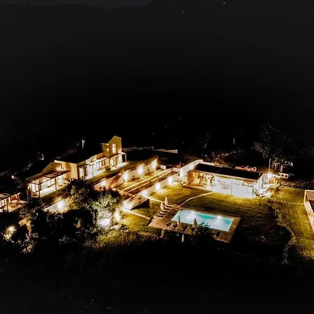 Semesterbostad Kumquart Guesthouse, 20 People, Private Pool Dáfni
