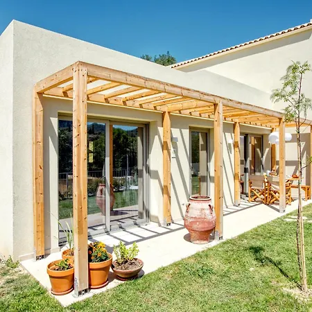 Kumquart Guesthouse, 20 People, Private Pool Dom wakacyjny Dáfni