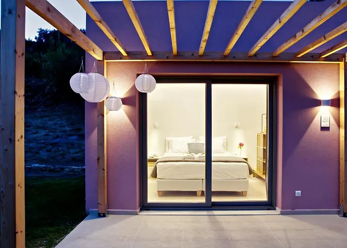 Kumquart Guesthouse, 20 People, Private Pool Дом отдыха