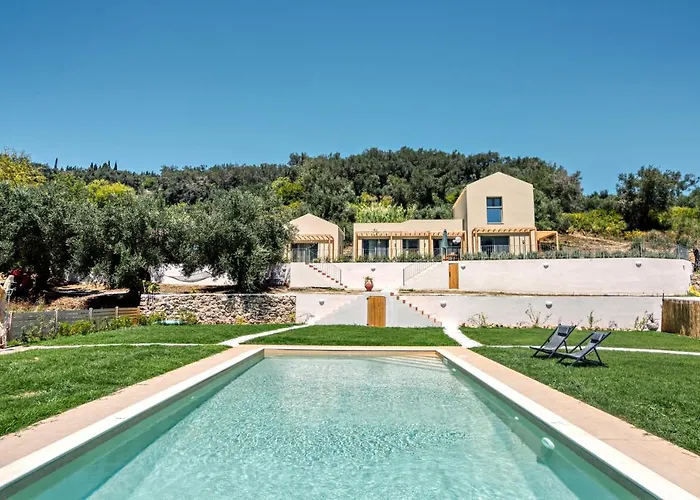 Kumquart Guesthouse, 20 People, Private Pool Дом отдыха Dafni (Corfu)