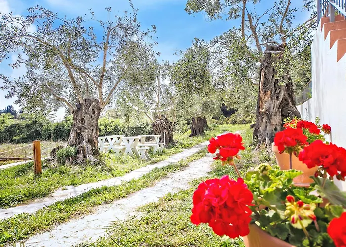 Kumquart Guesthouse, 20 People, Private Pool Дом отдыха