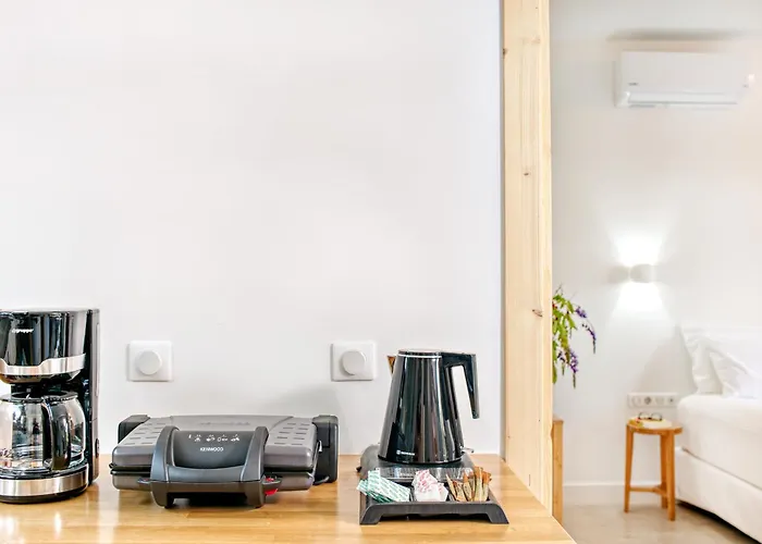 Kumquart Guesthouse, 20 People, Private Pool *